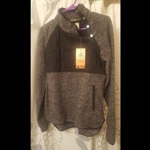 Legendary Whitetails pullover